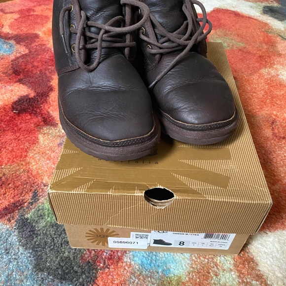 UGG boots - Picture 4 of 4